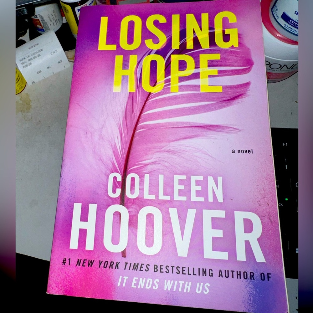 'Losing Hope' Novel - Pink Cover